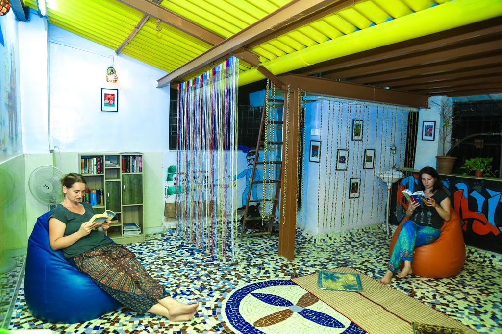 Traveller'S Inn Hotel - Fort 孟买 外观 照片