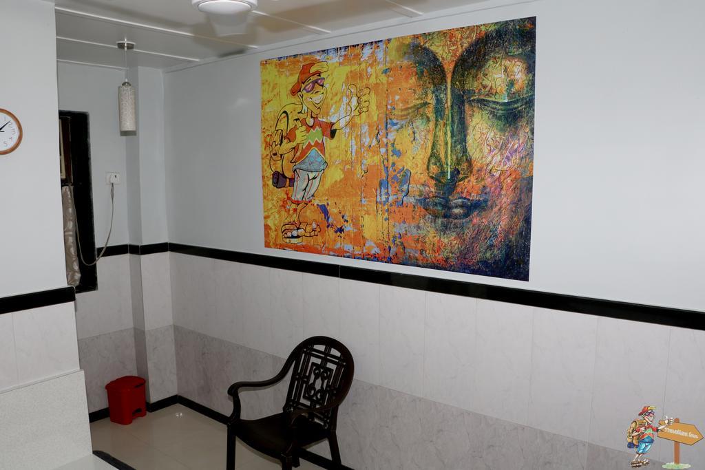Traveller'S Inn Hotel - Fort 孟买 外观 照片